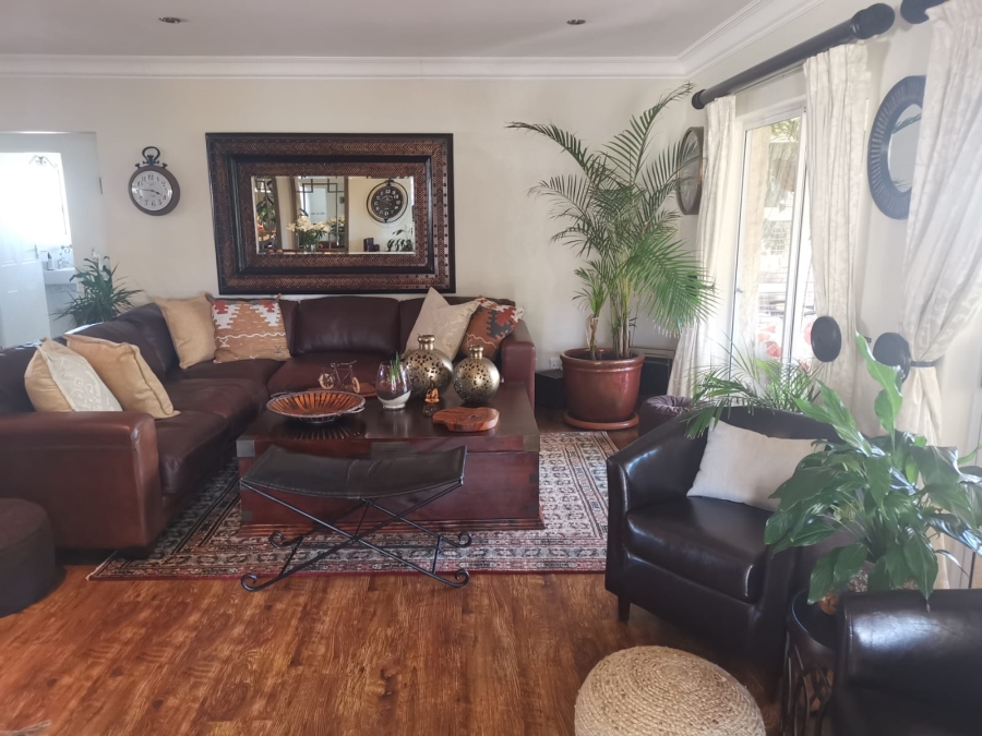 To Let 3 Bedroom Property for Rent in Fernwood Western Cape